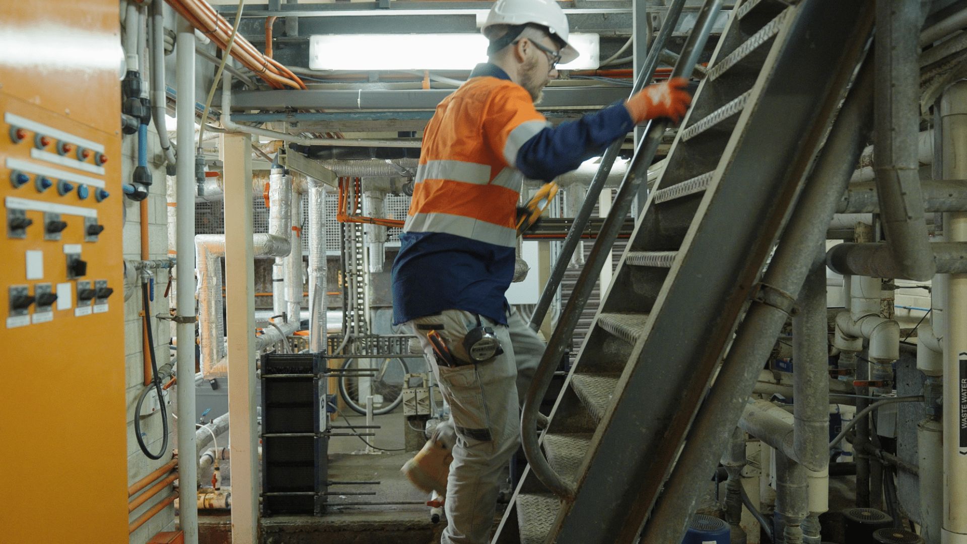 Why Hiring Professional Electrical Contractors Manitoba Matters