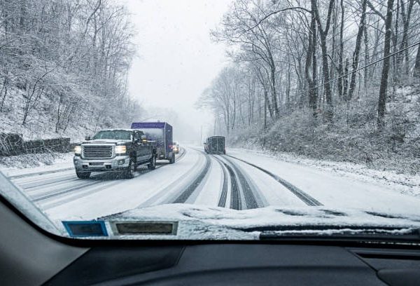 Local tow truck near me for Fast Vehicle Recovery