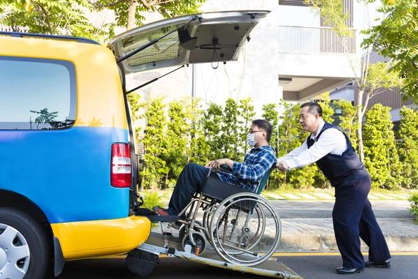 Professional long distance medical transport for comfortable journeys